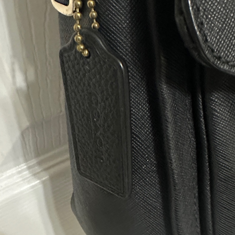 Coach Madison Black Leather Handbag with gold trim - Picture 6 of 16